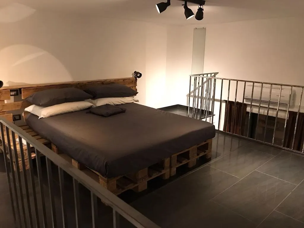 Apartment B&B Mirlinum A Mergellina Naples Italy